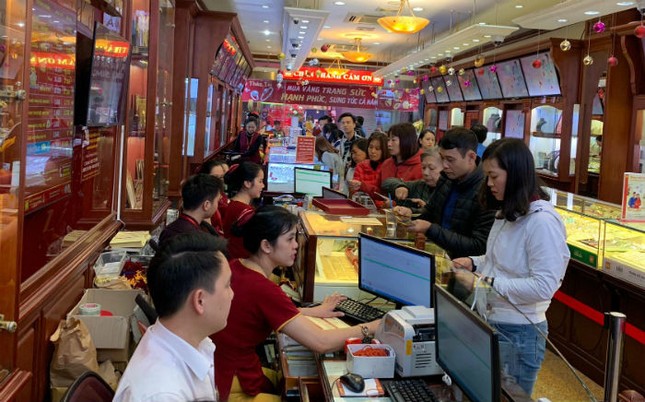 Giá vàng 28/4: Duy trì đà tăng liên tiếp ảnh 1