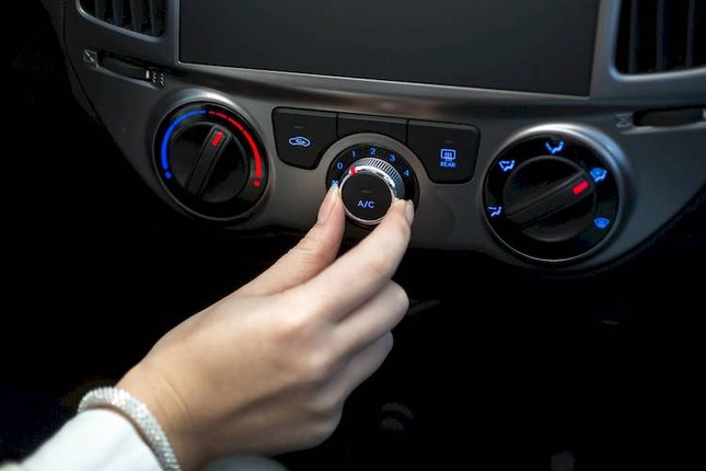 Các chú ý chống nóng cho ôtô trong trời nắng? ảnh 2