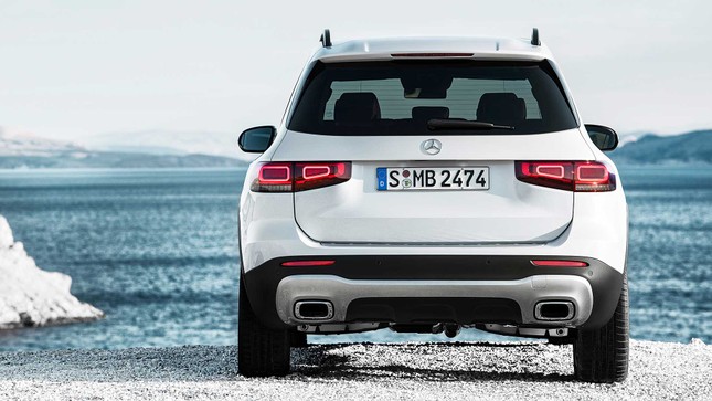 Mercedes-Benz GLB chính thức lộ diện, bắt đầu bán từ cuối năm nay ảnh 3
