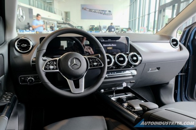 Mercedes-Benz B-Class 2020 có giá bán hơn 1,2 tỷ đồng tại Philippines ảnh 2