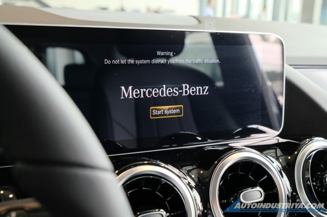 Mercedes-Benz B-Class 2020 có giá bán hơn 1,2 tỷ đồng tại Philippines ảnh 3