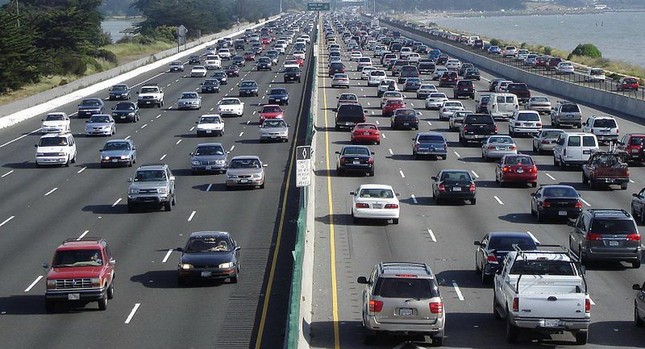 23 tiểu bang kiện chính phủ Mỹ về tiêu chuẩn khí thải ảnh 1