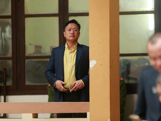 Hoàng Công Lương bị đề nghị 36-42 tháng tù vì vô ý làm chết người ảnh 2