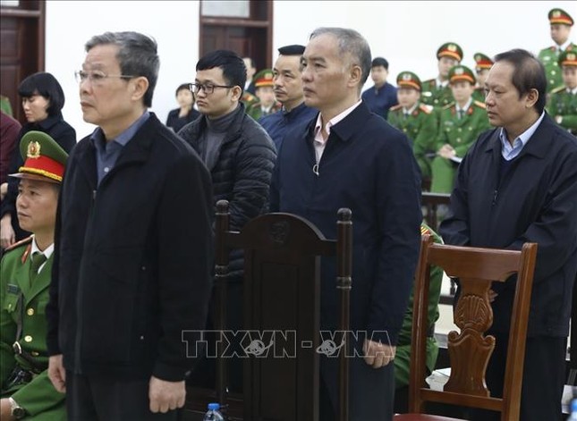 Cựu Bộ trưởng Nguyễn Bắc Son nhận án chung thân, Trương Minh Tuấn 14 năm tù ảnh 1