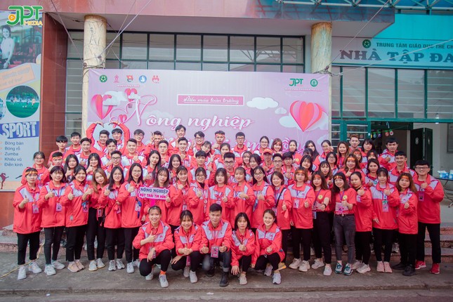 Nữ sinh Học viện Nông nghiệp Việt Nam: Hết mình với công tác vận động hiến máu ảnh 6