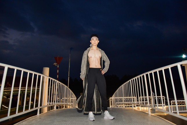 Từ nạn nhân của body shaming trở thành ‘Top 3 - Thể hình đẹp nhất’ ảnh 4