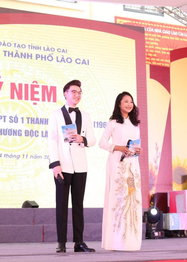 Nam sinh Lào Cai dẫn thời sự: Đảng viên trẻ đầy tài năng và nhiệt huyết ảnh 5
