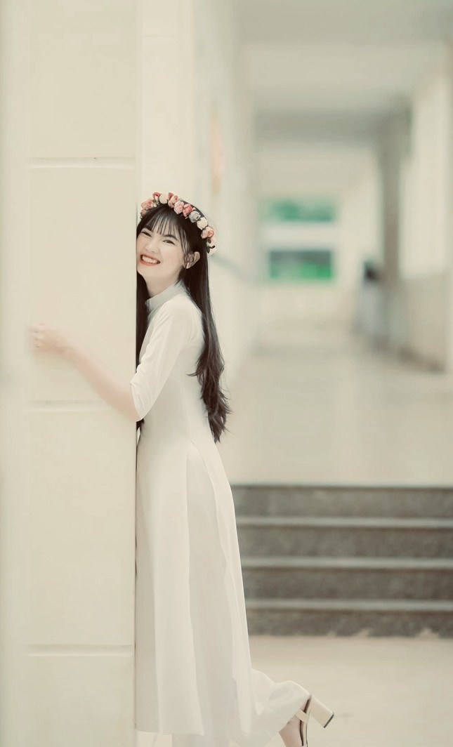 Nữ sinh Sư phạm ước được trình diễn những bộ trang phục tự mình thiết kế trên sàn catwalk ảnh 4