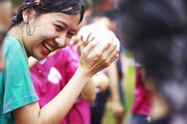 Hoa khôi ĐH Huế cực giỏi tiếng Anh, đạt 2 huy chương vàng bơi lội, mơ ước làm giáo viên ảnh 3