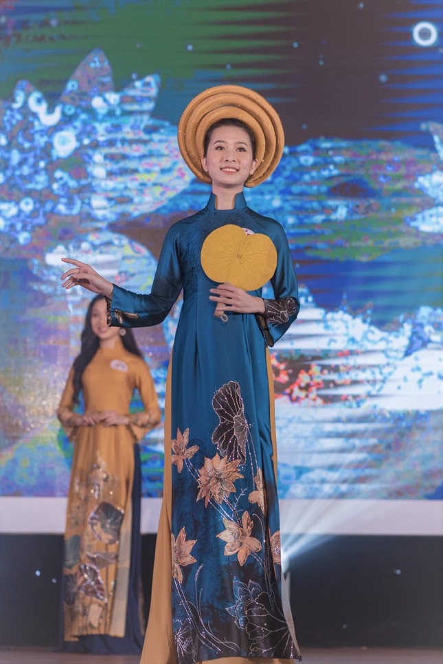 Hoa khôi ĐH Huế cực giỏi tiếng Anh, đạt 2 huy chương vàng bơi lội, mơ ước làm giáo viên ảnh 4