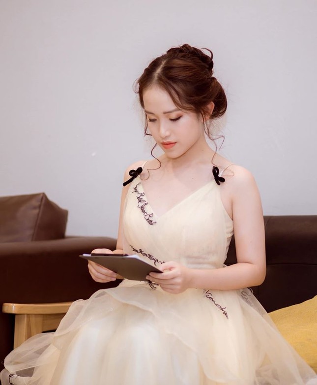 Nữ sinh Ngoại thương đa tài và cách vượt qua áp lực đồng trang lứa ảnh 9