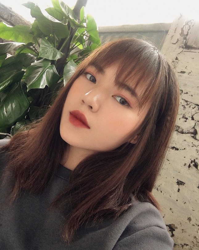 Hot Girl trường Đại học Lao động Xã hội nổi bật với vẻ đẹp lạ ảnh 10