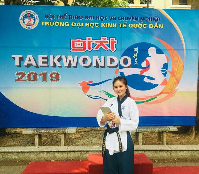 Nữ sinh ĐH Kinh tế Quốc dân tốt nghiệp loại giỏi, luyện Taekwondo và ước mơ trở thành MC ảnh 12