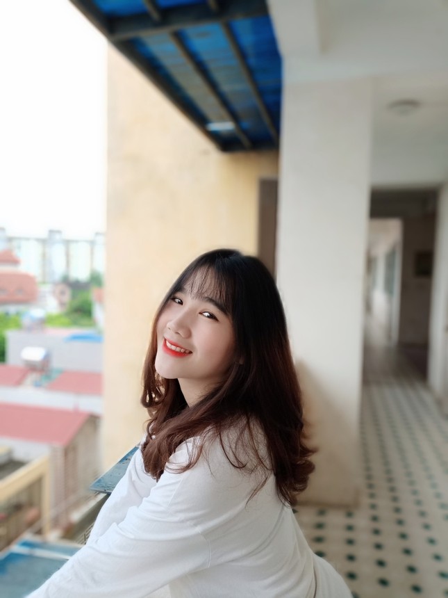 Tuổi 20 rực rỡ như một đóa hoa dưới mái trường Nội vụ ảnh 17