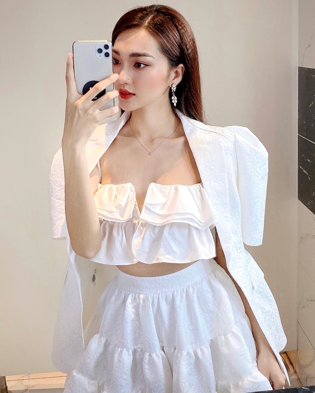 Á khôi Học viện Nông nghiệp Việt Nam trưởng thành từ các cuộc thi sắc đẹp ảnh 4