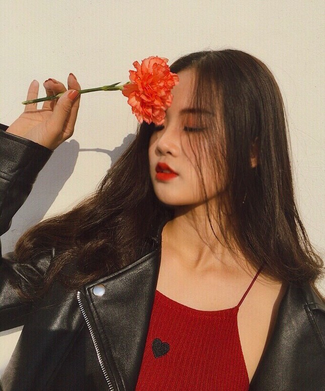 Một cô gái đẹp sẽ luôn đi kèm với khối óc thông minh và trái tim đầy yêu thương ảnh 3