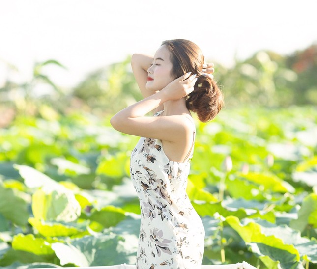 Một cô gái đẹp sẽ luôn đi kèm với khối óc thông minh và trái tim đầy yêu thương ảnh 2