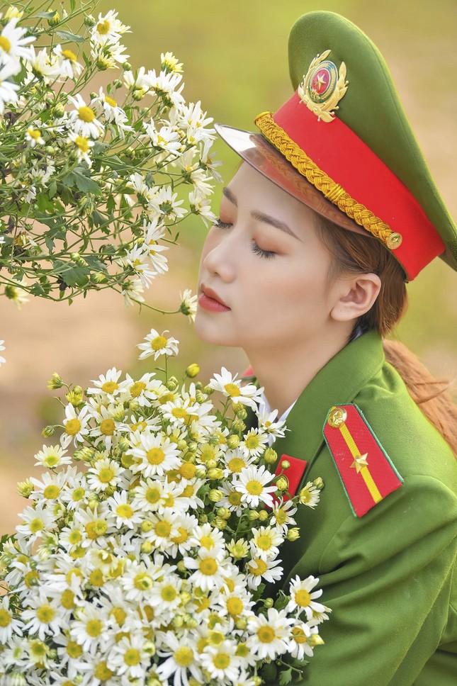Hot girl 16 tuổi sở hữu nét đẹp trong trẻo với ước mơ đầy thử thách ảnh 12