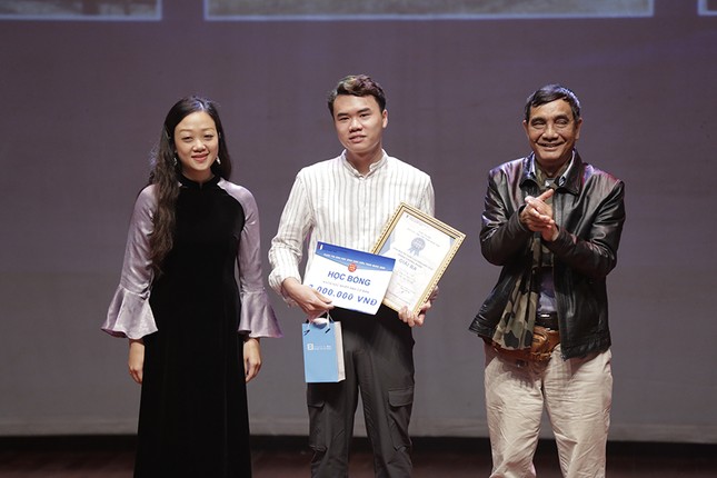 Trao giải cuộc thi và triển lãm ảnh “Góc nhìn trẻ” năm 2020 ảnh 3