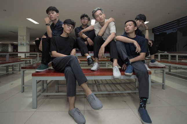The Flob – Ban nhạc của “Hội bạn thân” ảnh 8