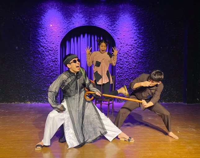 “Đời người là sân khấu, sân khấu của chính mình“ ảnh 7