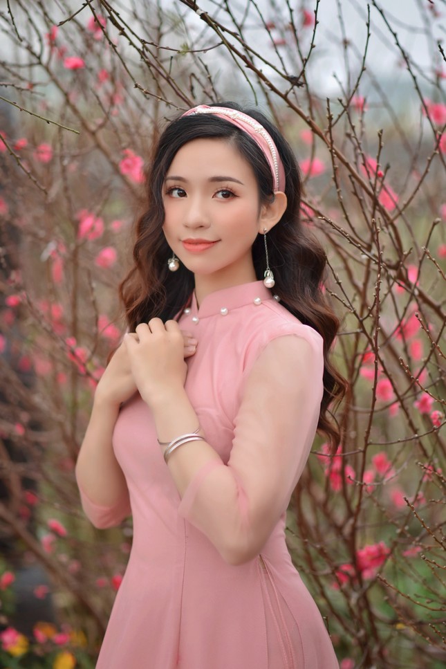 Á khôi Nghiêm Hoàng Diễm Anh hóa thân trong màu sắc hoa Đào ảnh 2