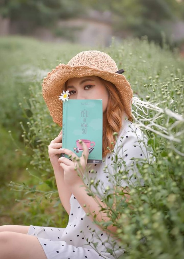 Hotgirl Chứng khoán “Dính độc toàn thân” ảnh 9