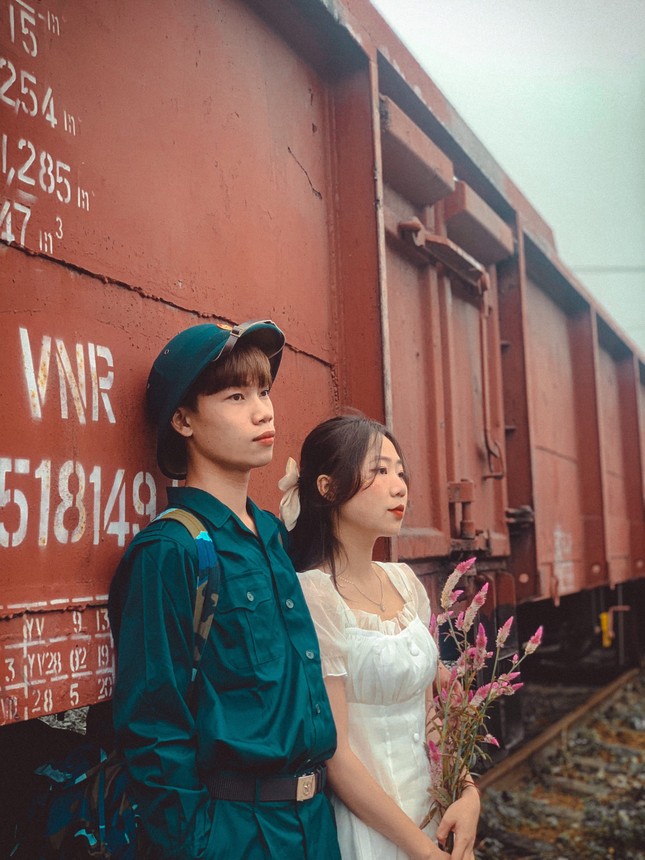 Bộ ảnh ‘Tiễn người yêu lên đường nhập ngũ’ của đôi bạn đến từ Quảng Ninh ảnh 7