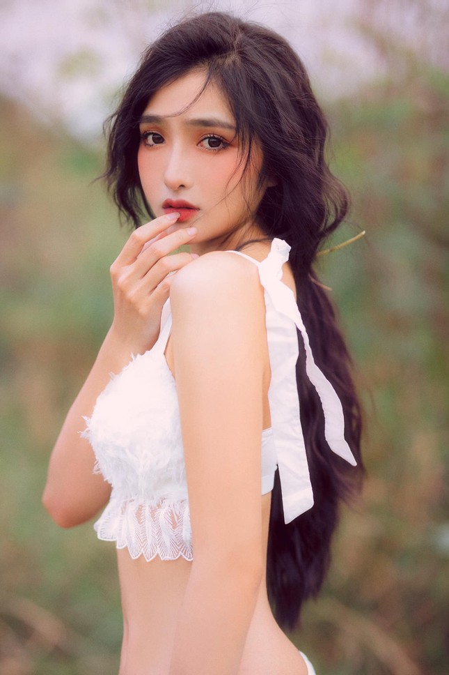 Ngỡ ngàng với nhan sắc tựa “sương mai” của cô nàng Makeup Artist ảnh 5