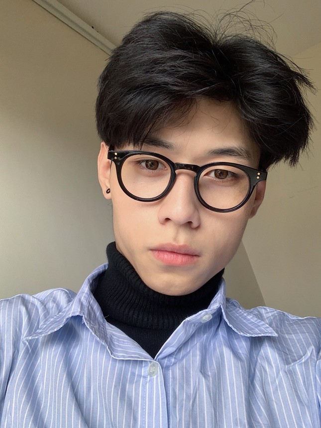 Hotboy HLU - Thành viên Bộ tộc Mixigaming: Học Luật để thay mẹ thực hiện ước mơ. ảnh 7