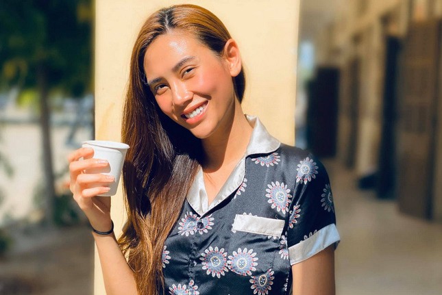 Ai đi cách ly cũng lạc quan tích cực như Võ Hoàng Yến thì Covid-19 cũng phải né ảnh 2