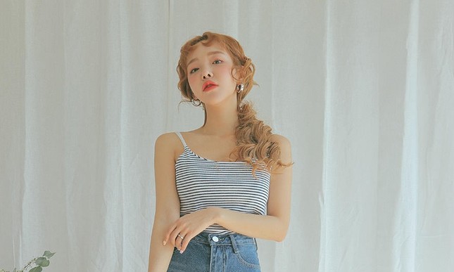 Hè sắp đến thật rồi, chỉ có diện áo hai dây là vừa mát mẻ, vừa xinh xắn ảnh 1
