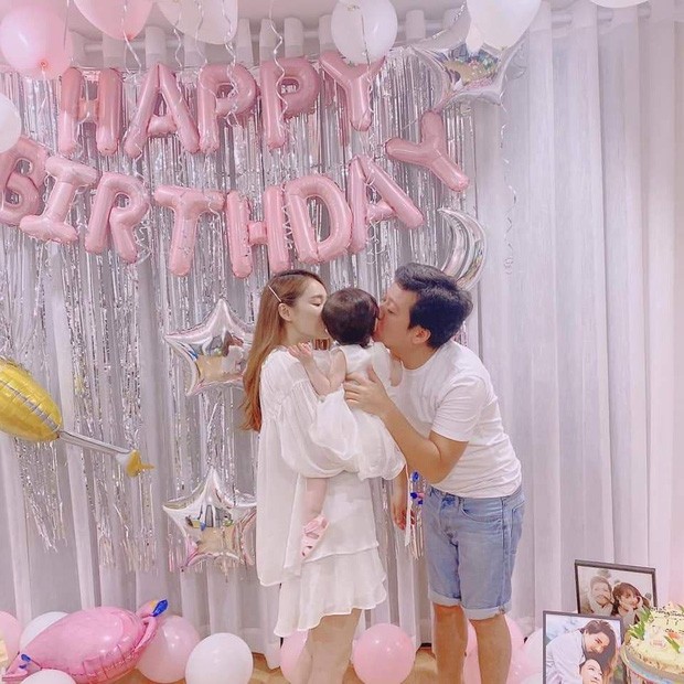 Nhân dịp sinh nhật, Trường Giang lần đầu để con gái cưng xuất hiện trên mạng xã hội ảnh 1