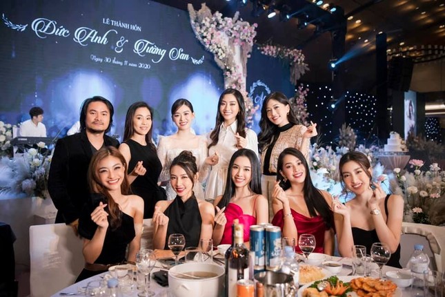 Tiểu Vy có ý gì đây, khi bắt được hoa cưới của Tường San nhưng lại trao cho Mỹ Linh? ảnh 5