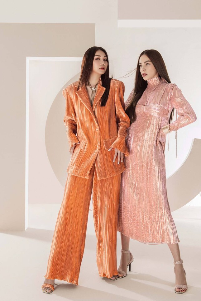 Hồ Ngọc Hà - Thanh Hằng rủ nhau khoe vòng 1 căng đầy nóng bỏng ảnh 5