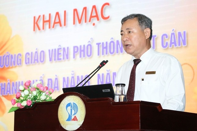 Lễ tốt nghiệp bị hoãn vì dịch COVID-19, Hiệu trưởng viết thư xin lỗi sinh viên ảnh 1