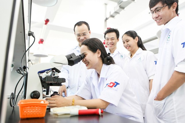 Trường đại học cho sinh viên nghỉ 1 tuần để phòng chống COVID-19 ảnh 1