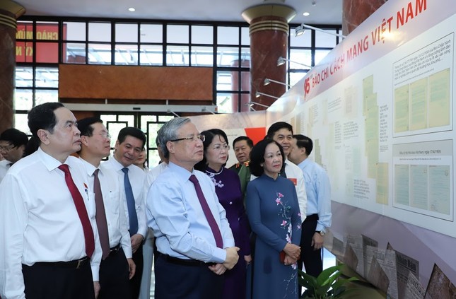 Gặp các nhà báo tiêu biểu, ông Trần Quốc Vượng nhắc vụ Trịnh Xuân Thanh ảnh 1