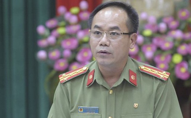 Bắt giữ 6 đối tượng trong vụ vác hung khí đuổi đánh nhau trên phố Hà Nội ảnh 1
