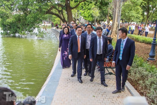 Bí thư Hà Nội: Phải làm tốt từ những việc nhỏ người dân mới tin tưởng ảnh 3