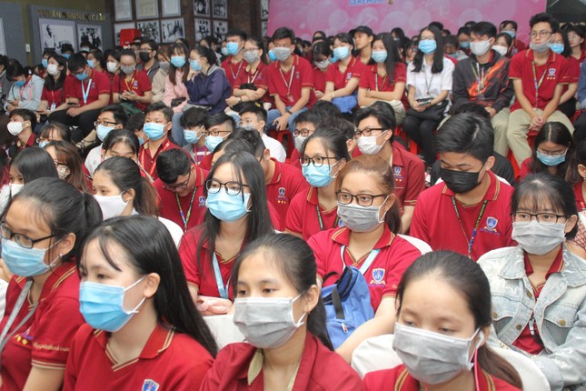 Tọa đàm 'Đột quỵ gia tăng ở người trẻ - giải pháp nào để phòng ngừa?' ảnh 4