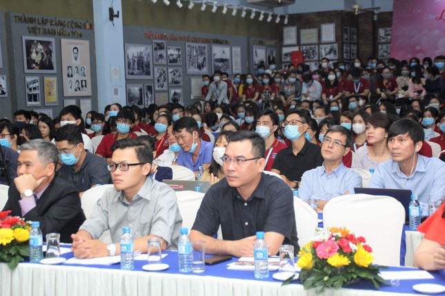 Tọa đàm 'Đột quỵ gia tăng ở người trẻ - giải pháp nào để phòng ngừa?' ảnh 12