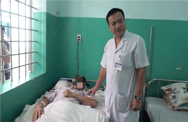 Tiên lượng sống chỉ 1%, nam thanh niên được cứu sống ngoạn mục ảnh 1
