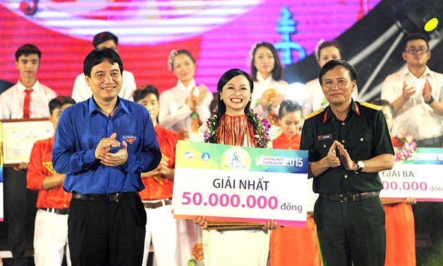 Nữ sinh Thái Nguyên đoạt giải nhất Hành trình Bài ca sinh viên ảnh 10
