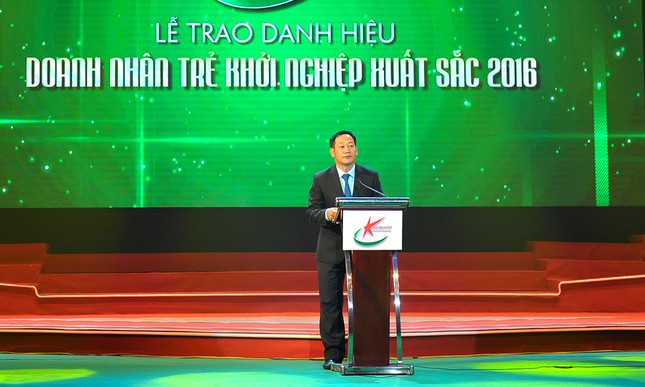 Vinh danh 100 doanh nhân trẻ khởi nghiệp xuất sắc ảnh 1