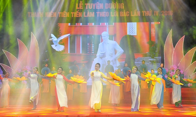 Bí thư T.Ư Đoàn Lê Quốc Phong: Xây dựng lớp thanh niên tiên tiến ảnh 3