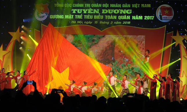 Vinh danh 22 Gương mặt trẻ tiêu biểu, triển vọng toàn quân 2017 ảnh 5