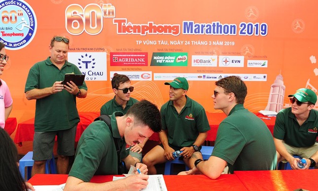 Chàng trai khuyết tật chinh phục Việt dã toàn quốc và Tiền Phong Marathon ảnh 6
