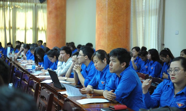 Khai mạc Hội thảo bồi dưỡng thế hệ cách mạng cho đời sau theo Di chúc Bác Hồ ảnh 2