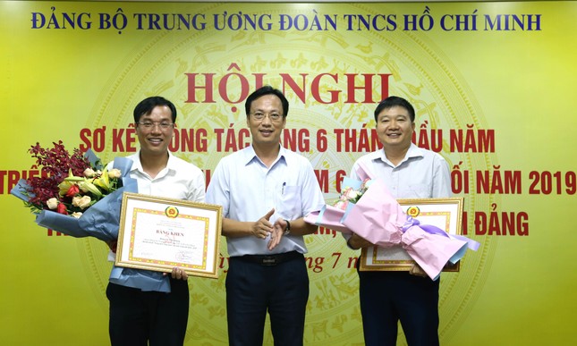 Rèn luyện đảng viên, làm tốt công tác tự phê bình và phê bình ảnh 1